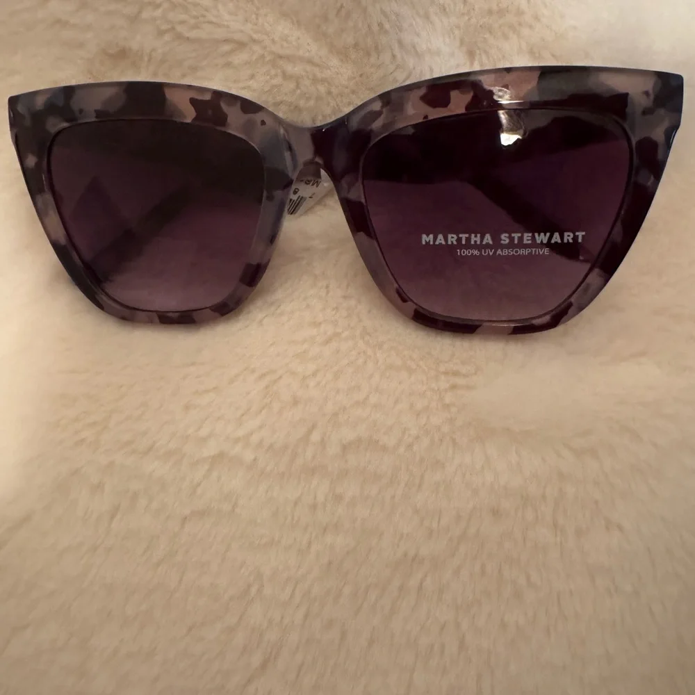Martha Stewart stylish sunglasses